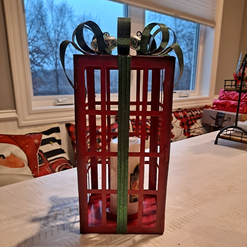 Christmas candle holder